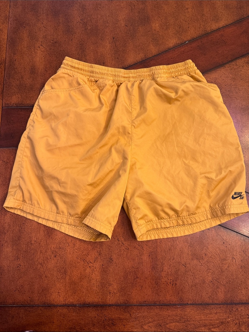 Nike SB Men’s Gold Athletic Hybrid Shorts